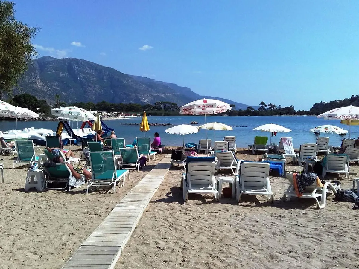*** 营地 Golden Sand Beach Club & Caravan Holidays 厄吕代尼兹 土耳其