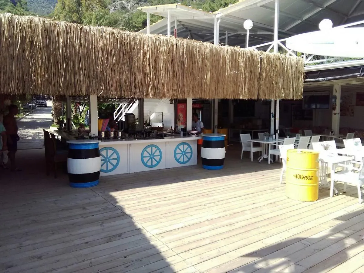 营地 Golden Sand Beach Club & Caravan Holidays 厄吕代尼兹