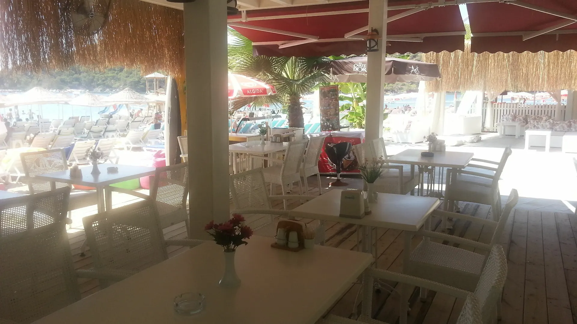 Golden Sand Beach Club & Caravan Holidays 厄吕代尼兹 营地
