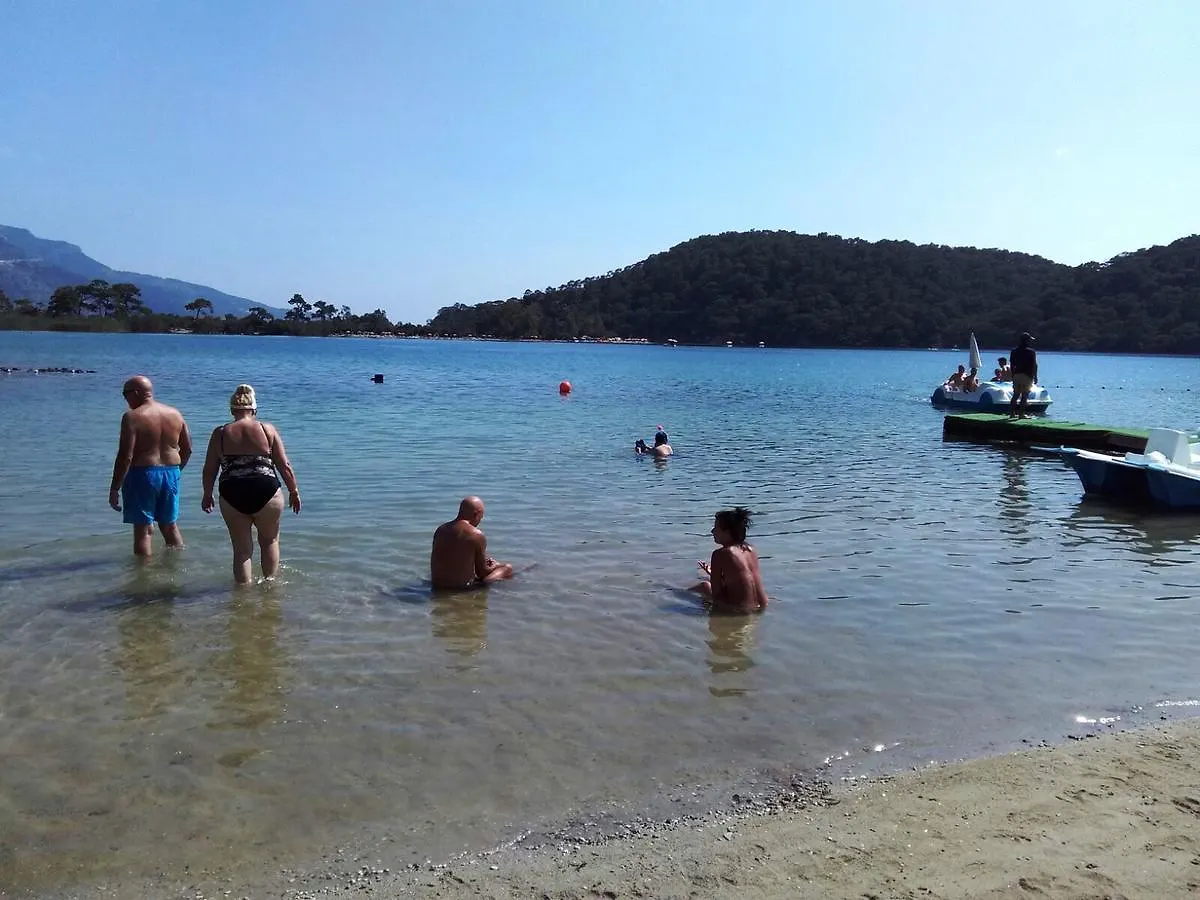 Golden Sand Beach Club & Caravan Holidays Oludeniz 3*,  Turecko