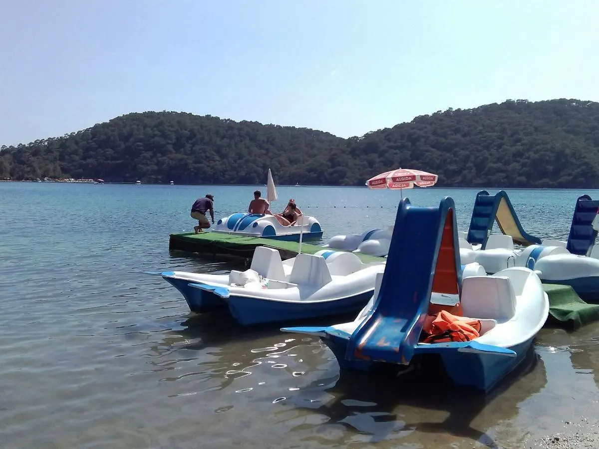 Golden Sand Beach Club & Caravan Holidays Oludeniz